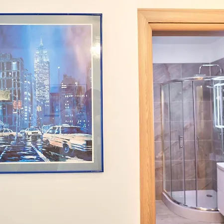 Submarine N Pool Apartment