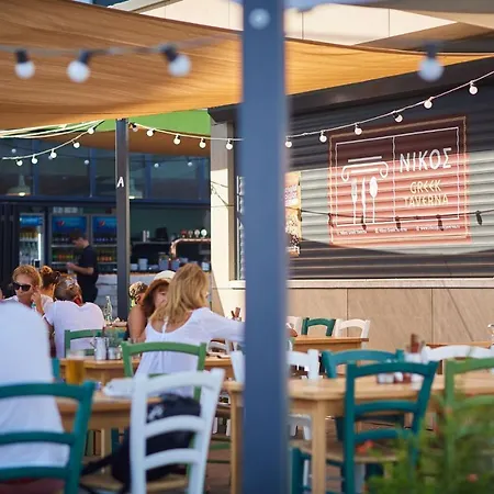 Daire Submarine N Pool