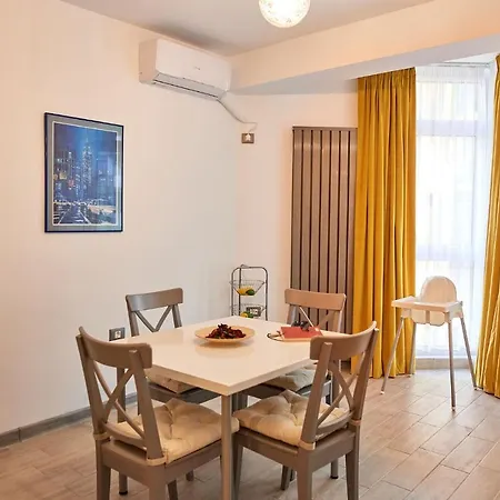 Submarine N Pool * Navodari