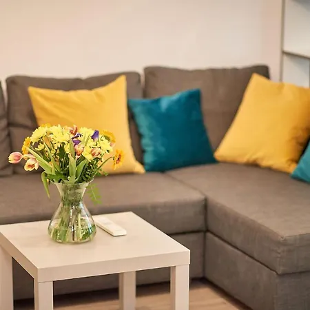 Submarine N Pool 公寓 *